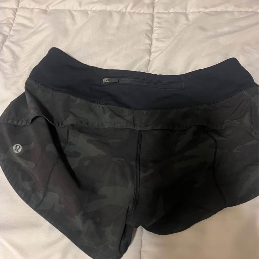 Camo lululemon shorts
